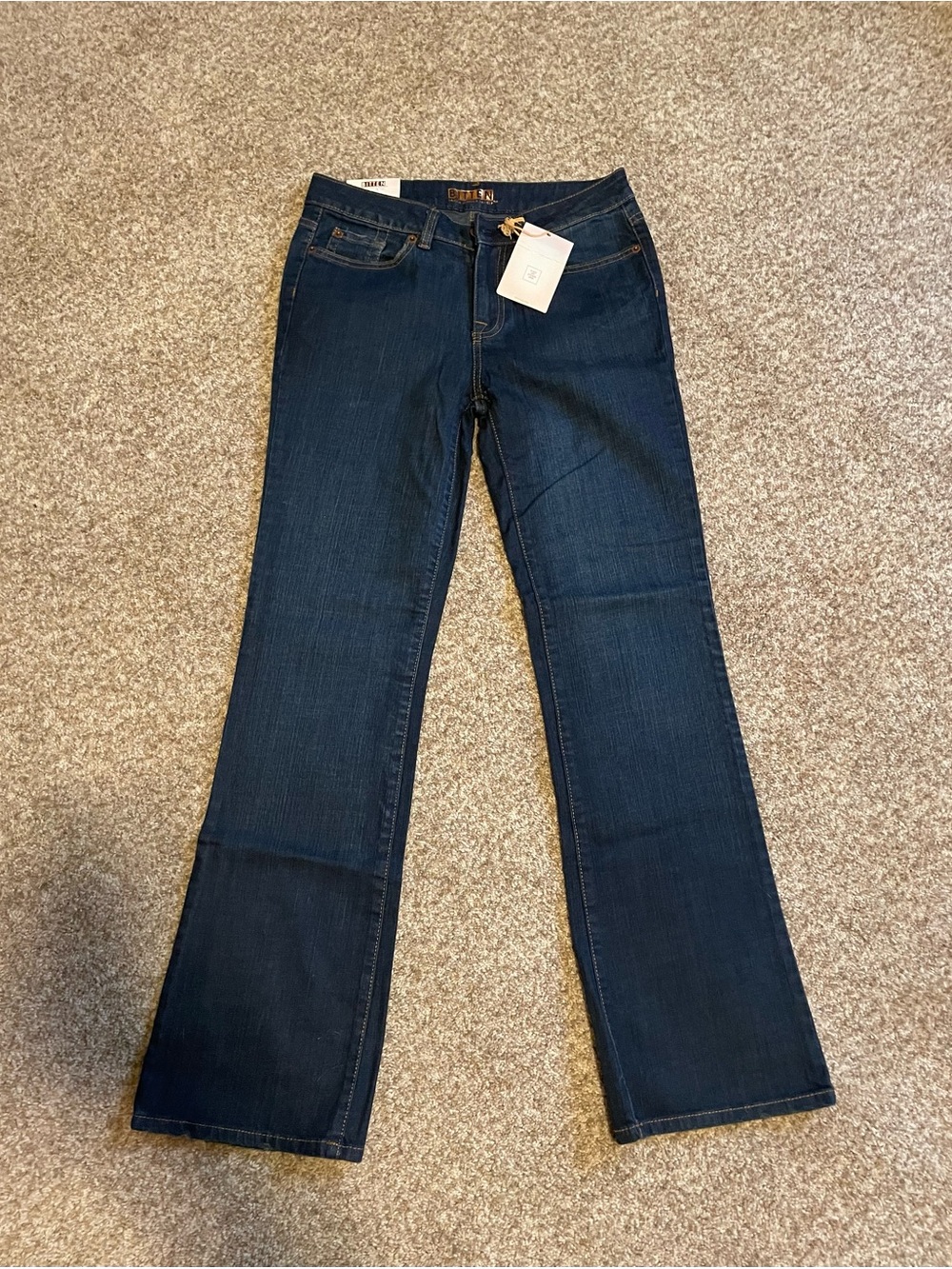 Vintage Y2K Bitten Size 6 Regular Boot Cut Jeans. Dark Blue Wash. New With Tags